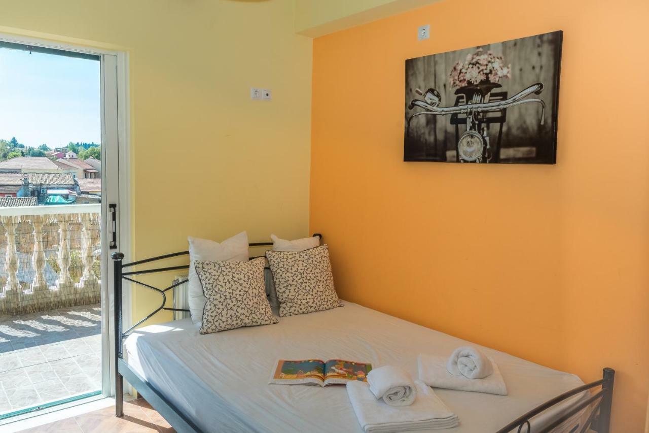 Modern Flat With Beautiful Views In South Of Corfu Apartment Lefkimmi  Exterior photo